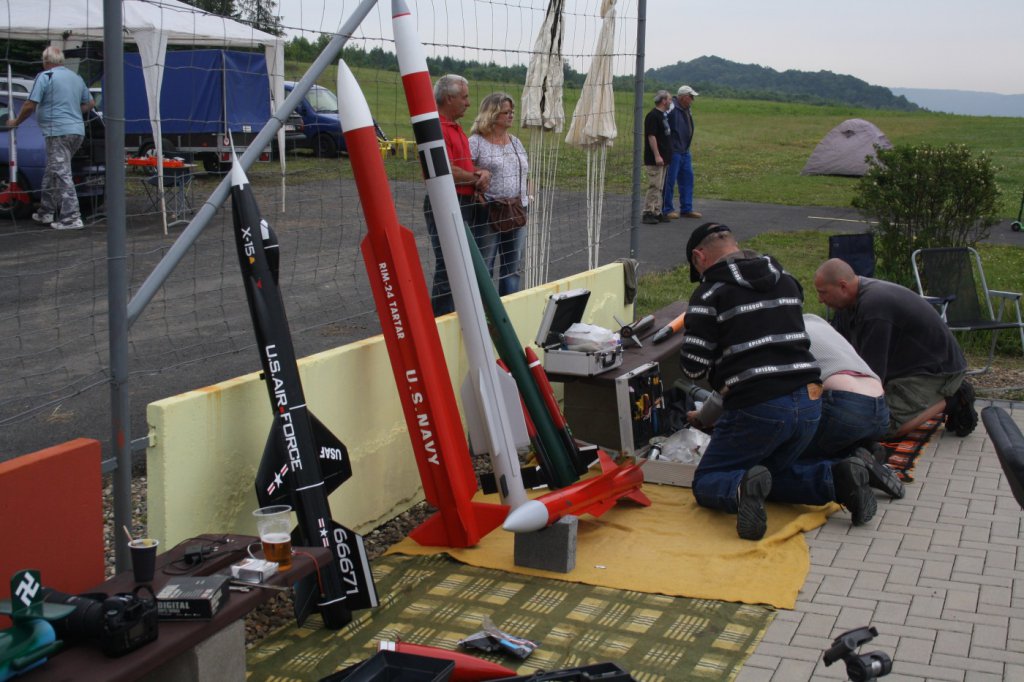 pracoviste Honzy, Vojty a Evzena